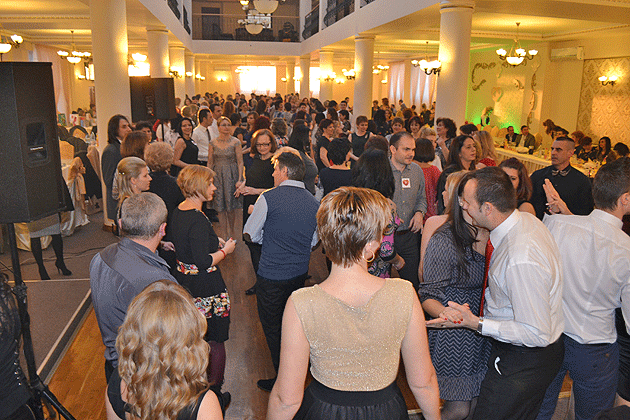 Angajatele Spitalului Judeţean au sărbătorit împreună Ziua Femeii