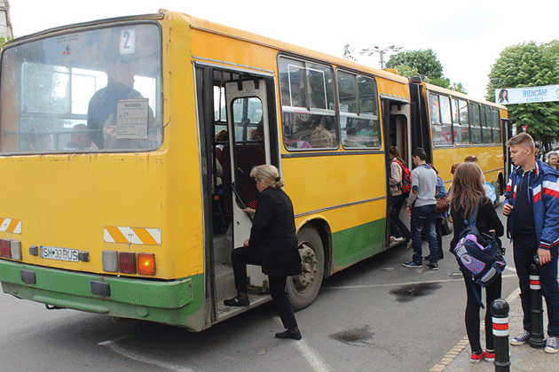 Curăţenie generală pe mijloacele de transport în comun