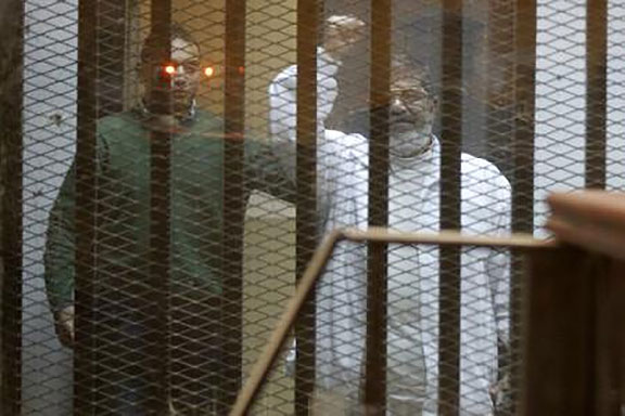 Fostul președinte egiptean Mohamed Morsi, condamnat la 20 de ani de închisoare