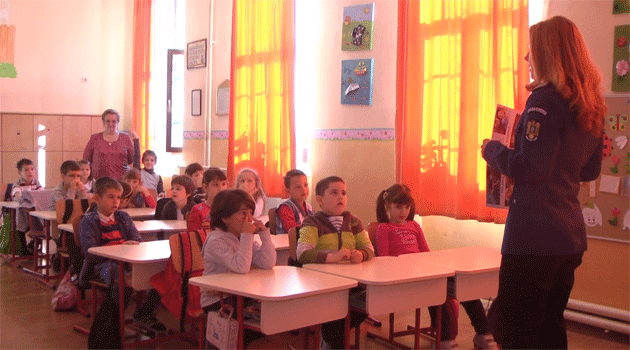 Violenţa în şcoli, combătută ferm de jandarmi