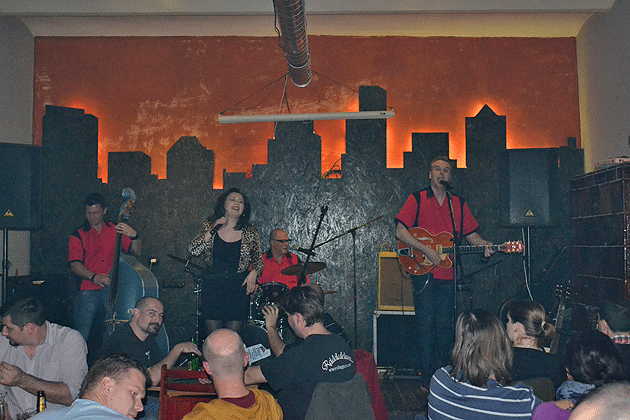 Concert extraordinar de rockabilly cu Cat Rhythm la District 15