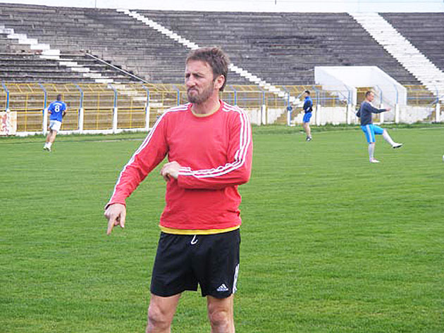 Casă de piatră, Lulu Dragomir!