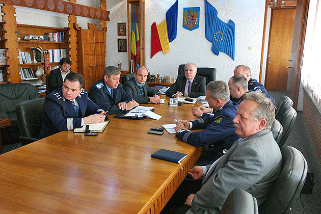 Prefectul Avram cere vigilenţă forţelor de ordine  în minivacanţa de 1 Mai