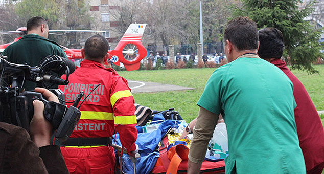 COPIL de DOI ANI, la un pas de MOARTE. Medicii fac EFORTURI disperate