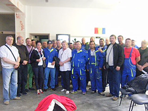 Peste 40 de angajaţi de la  S.C. Apaserv Satu Mare S.A. au donat sânge