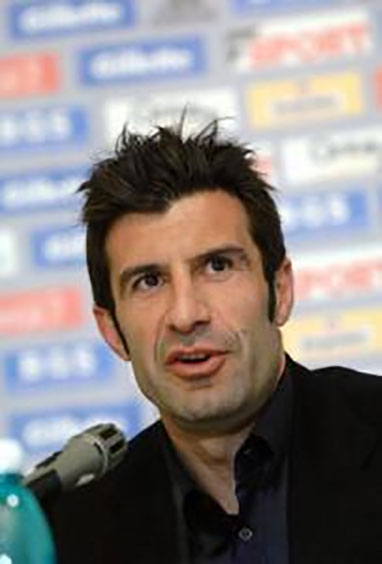 Figo s-a retras din cursa pentru președinția FIFA