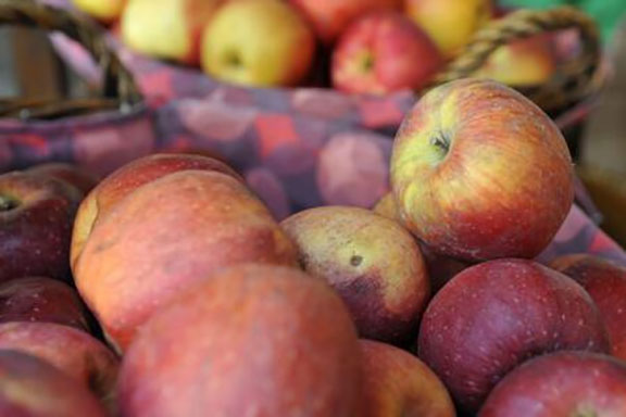 Fructele și legumele se mănâncă, nu se beau