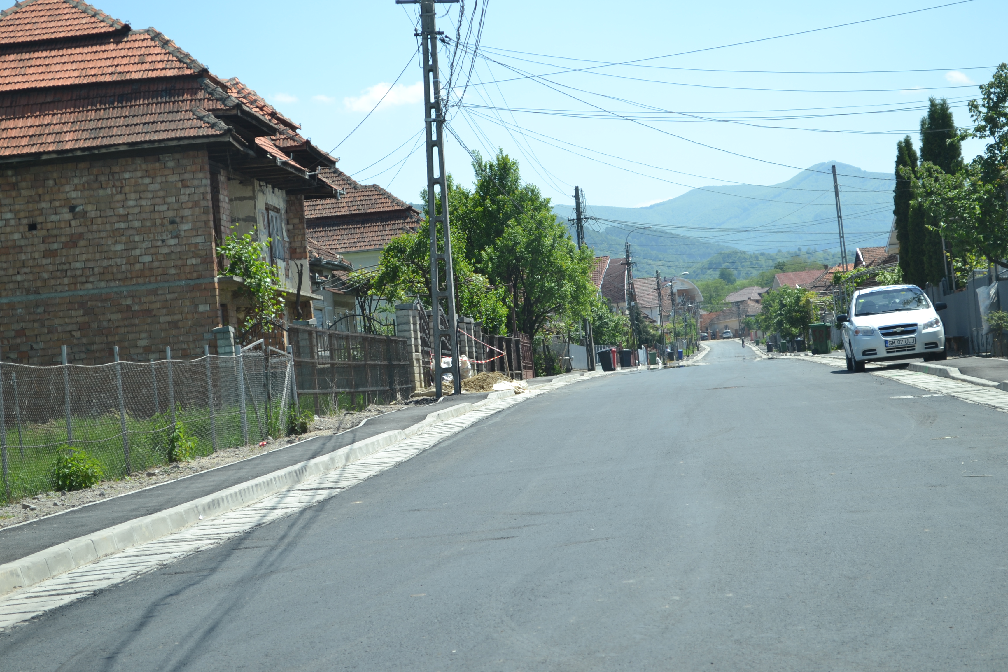 Asfaltarea străzii Cornetului din Negrești-Oaș a fost finalizată