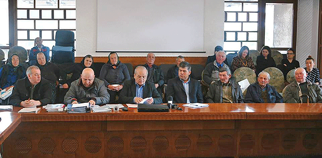 Luptă pentru intrarea în normalitate la Turţ