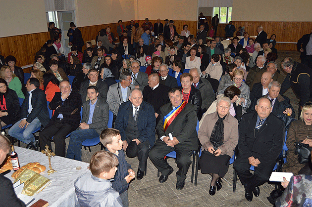 Fiii satului Borleşti au revenit acasă