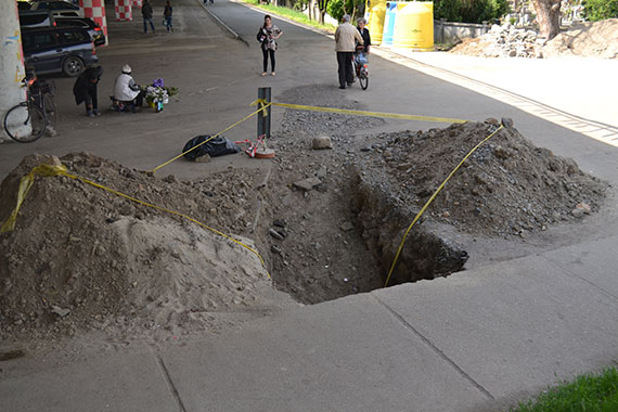 Bărbat găsit mort sub podul Decebal