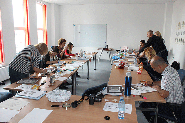 Încrederea de sine, câştigată prin desen