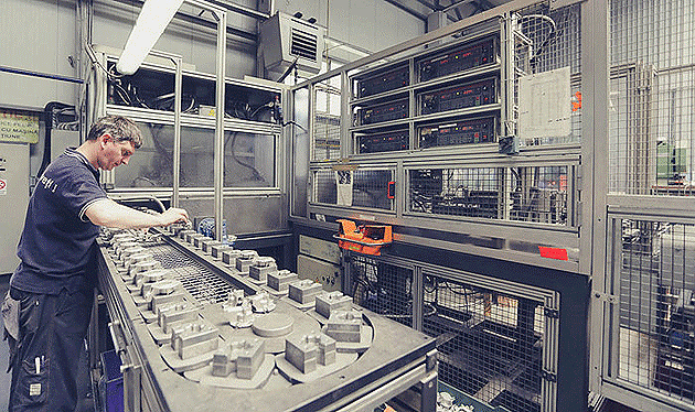 Creşte producţia, cresc şi salariile