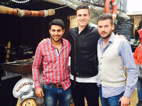 Doi foşti jucători ai Olimpiei au deschis Kurtosland la Paris