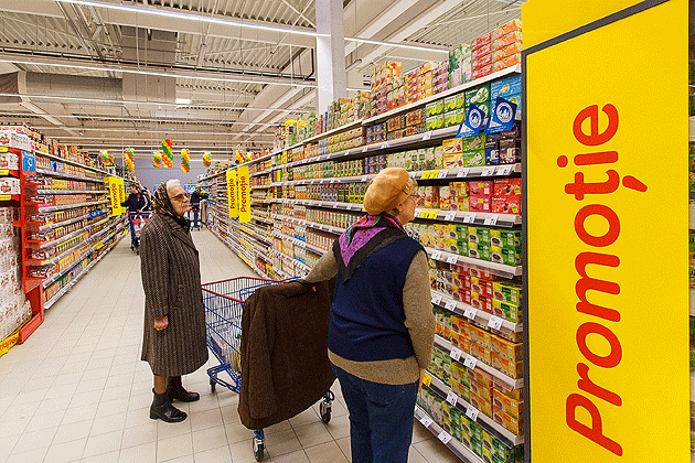 Supermarket-urile le trag ţepe la greu sătmărenilor