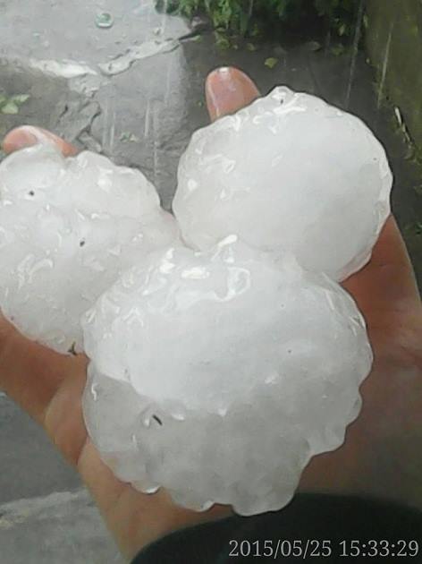 Peste 20 DE MII  de hectare, CALAMITATE de grindină. O comisie mixtă EVALUEAZĂ PAGUBELE