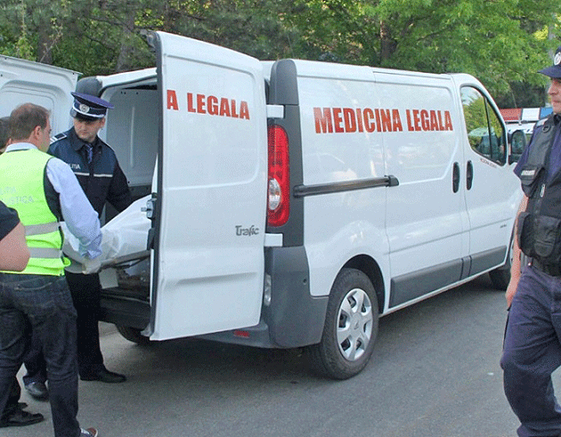 Septuagenară, găsită moartă  în casă