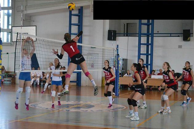 Am câştigat pe teren, dar am pierdut la masa verde