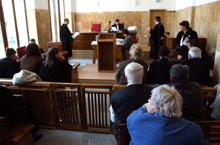 GATA cu procesele LUNGI şi COSTISITOARE. Sătmărenii au acum o altă SOLUŢIE