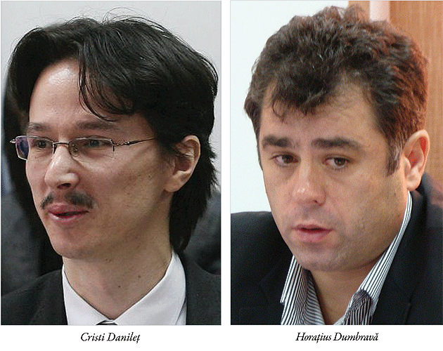 Doi membri ai CSM, acuzaţi de partizanat politic