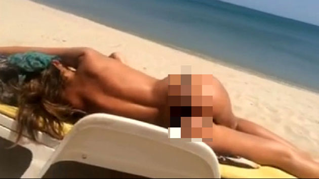 Anna Lesko, filmată goală pe plajă! Clipul a devenit viral