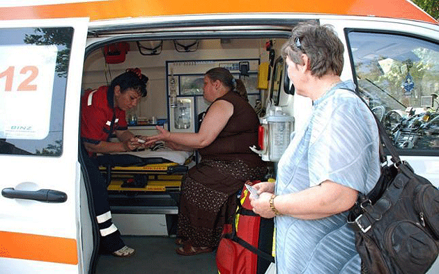 Opt persoane au leşinat pe stradă din cauza caniculei