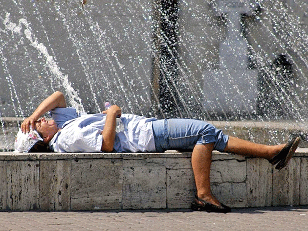 Sătmarul se topeşte sub caniculă