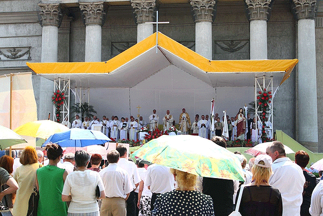 Mii de persoane au celebrat Hramul Diecezei Romano-Catolice de Satu Mare