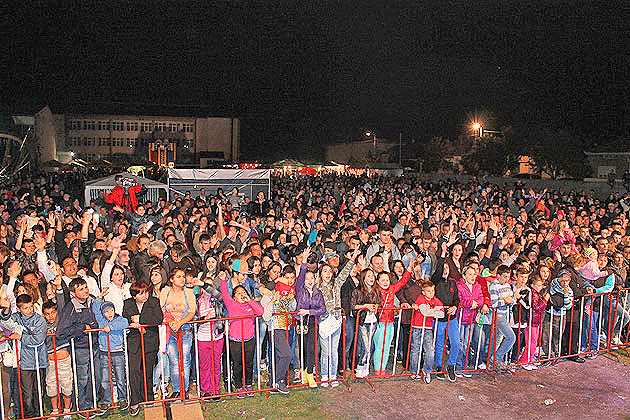 Primarii renunţă la distracţie pentru investiţii