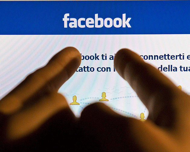 FACEBOOK face "RAVAGII" în JUDEŢ. VEZI care ORAŞ are cei mai mulţi UTILIZATORI