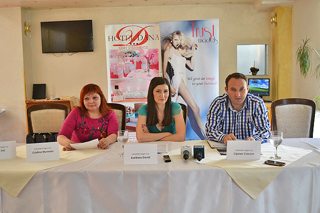 Peste 15 colecţii de modă, prezentate la “Fashion’s Night Out”