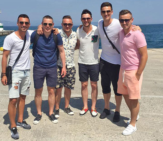 Florin Gardoş, în vacanţă alături de prieteni