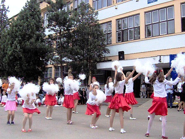 Sărbătoare la Şcoala “Octavian Goga”