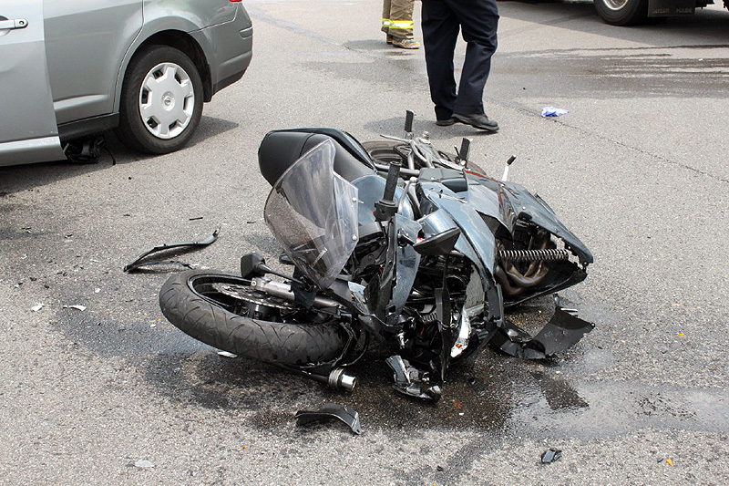 Un motociclist ENGLEZ s-a accidentat GRAV în Satu Mare