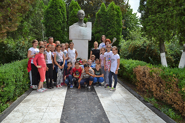 Poetul naţional Mihai Eminescu, comemorat la Negrești