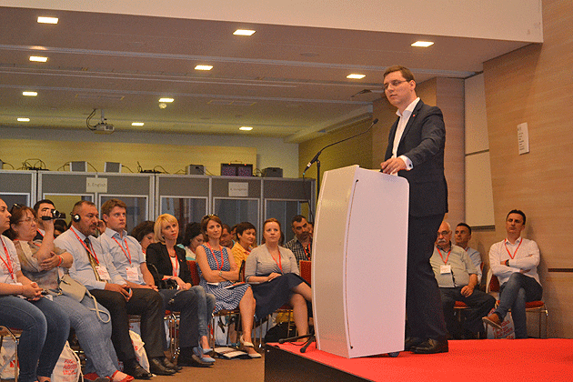 PES activists România, cea mai importantă delegaţie la Congresul Partidului Socialiştilor Europeni