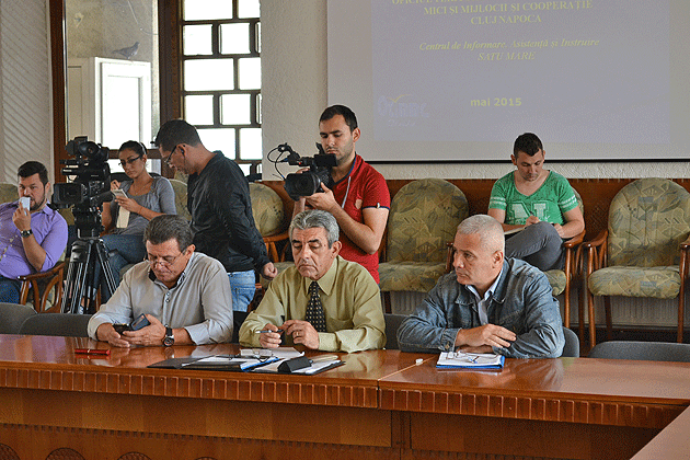 Prefectul Avram se va implica pentru achitarea restanţelor băneşti pentru profesori