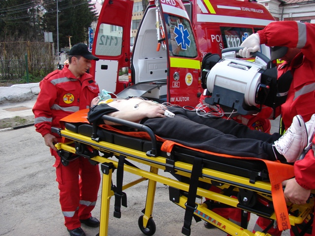 A MURIT la BIROU. Un angajat APIA a făcut STOP cardiac la câteva MINUTE după ce a ajuns la servici