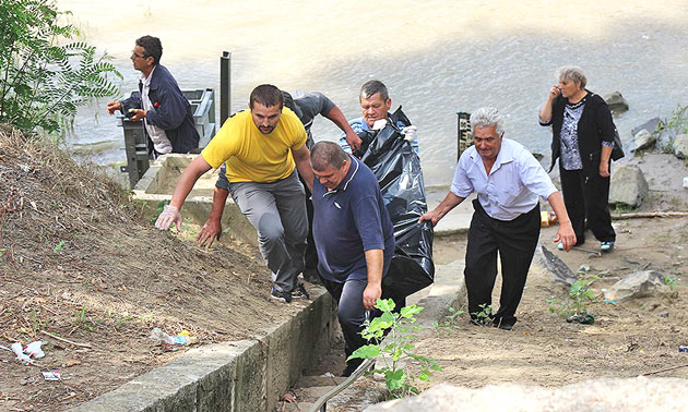 Cadavrul unui bărbat,  găsit plutind pe Someş