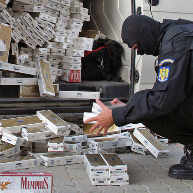 Peste 3.000 de pachete de ţigări confiscate  în luna mai