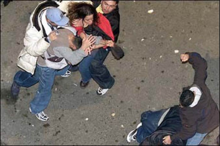 MINORII au aplicat legea PUMNULUI la sfârşitul săptămânii trecute