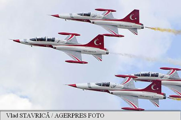 O formațiune de șase avioane de luptă turcești a încălcat spațiul aerian național al Greciei