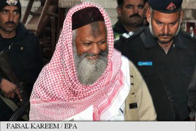 Pakistan: Liderul principalei grupări islamiste antișiite, ucis de poliție