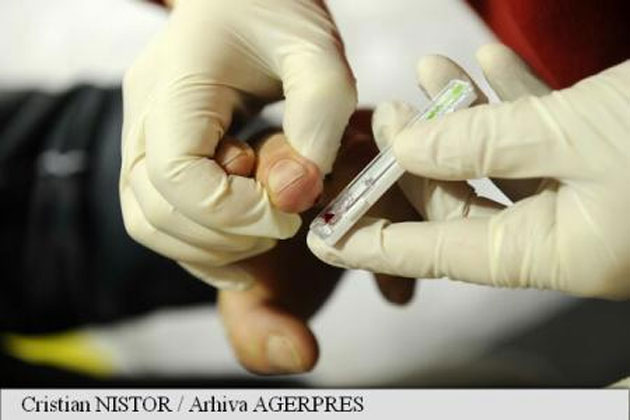 Turiștii de pe litoral pot beneficia de testări gratuite pentru depistarea infecțiilor cu HIV și cu virusurile hepatice B și C