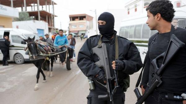 Turiştii SĂTMĂRENI NU renunţă la GRECIA. TUNISIA este tărâm INTERZIS