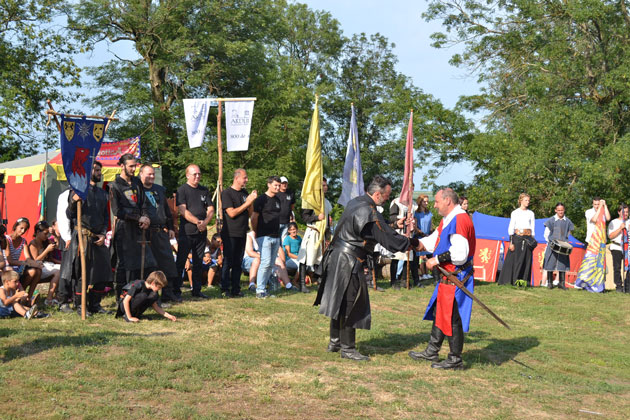 Cetatea din Ardud, sub asediul cavalerilor