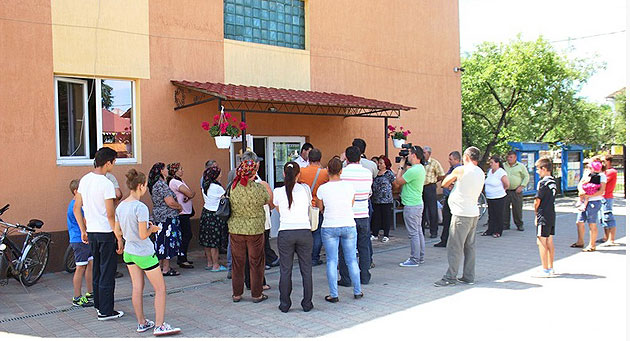 La un pas de bătaie generală la Batarci