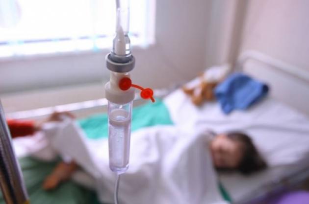 COPII ÎNTOXICAŢI cu diferite SOLUŢII. Un sătmărean a vrut să se SINUCIDĂ cu medicamente
