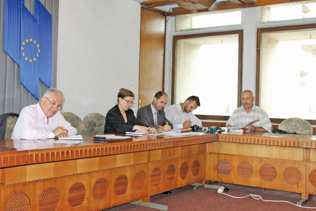 Drum public închis de mai bine de şapte ani la Gherţa Mică