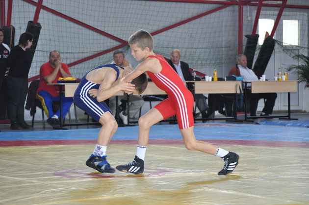 O medalie de bronz la cadeţi